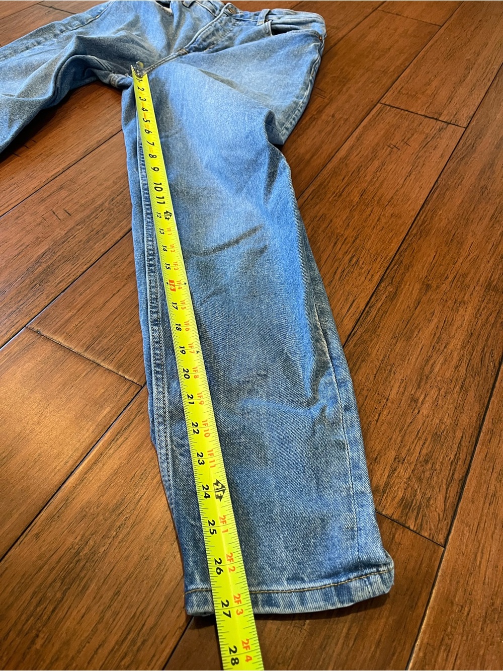 H&M High Rise Straight Jeans - Picture 10 of 10